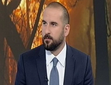 Τζανακόπουλος: «Ο πρωθυπουργός βρέθηκε στο Συντονιστικό Κέντρο από τις 23:30» (βίντεο)